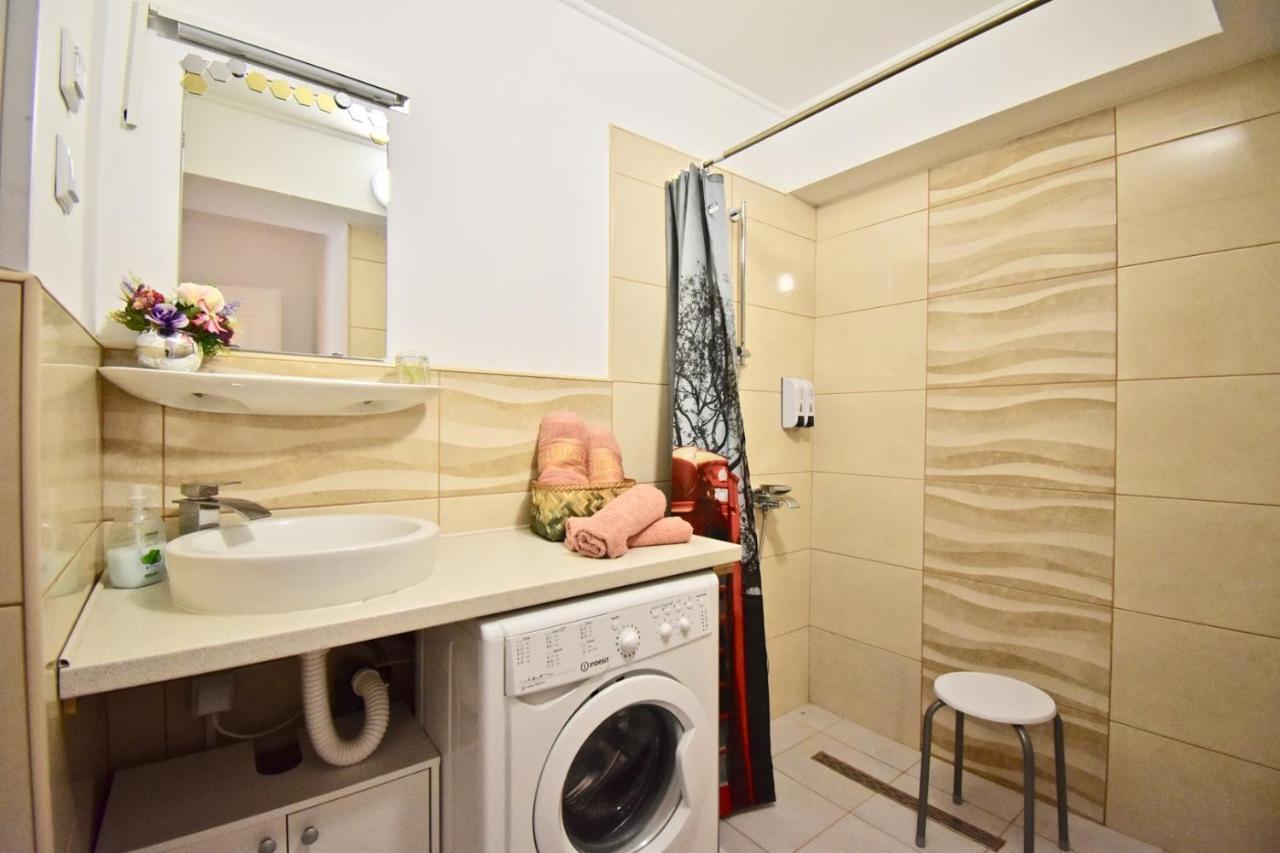 Holiday Apartments เมดูลิน ภายนอก รูปภาพ